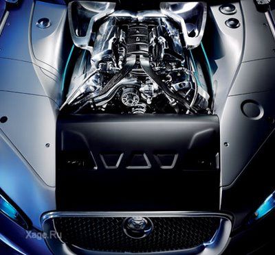 Jaguar C-XF