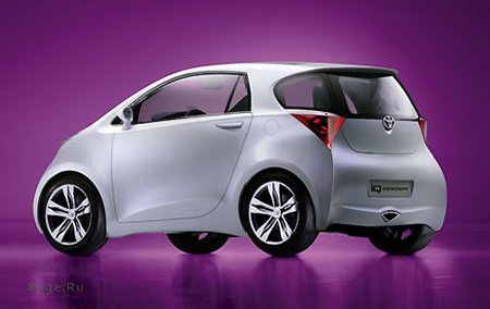 Прототип Toyota iQ показан публике