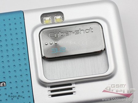 Симпатяга Sony Ericsson C702